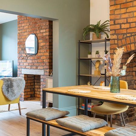 Stunning Scandi 3 Bed House In Manchester-Parking Villa Kültér fotó