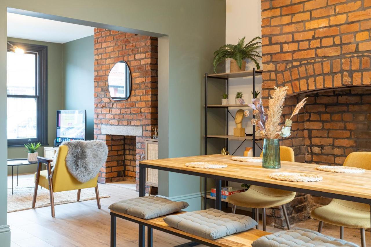Stunning Scandi 3 Bed House In Manchester-Parking Villa Kültér fotó
