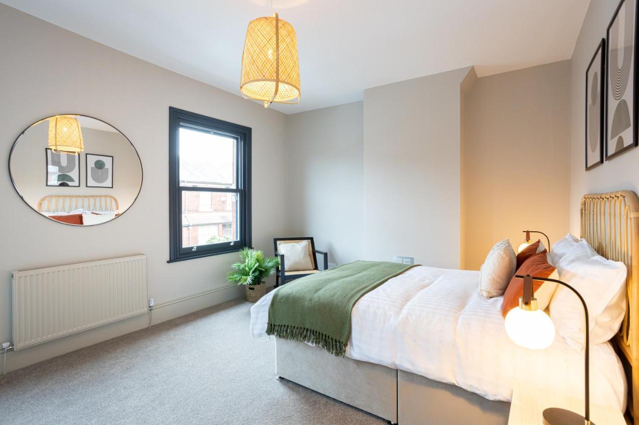 Stunning Scandi 3 Bed House In Manchester-Parking Villa Kültér fotó
